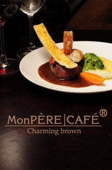 Australia-beef-with-seabass-and-green-pepper-sauce-Our food is exactly what our  menu providesporfolio-egret-grass-food-stylist