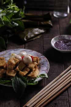 Dau-hu-chien-ca-phao-Vietnamese-ingredients-porfolio-egret-grass-food-stylist