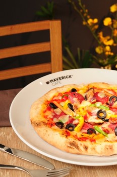 Margherita-pizza-maverick-cafe-porfolio-egret-grass-food-stylist