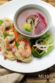 mi-tom-egret-grass-food-stylist