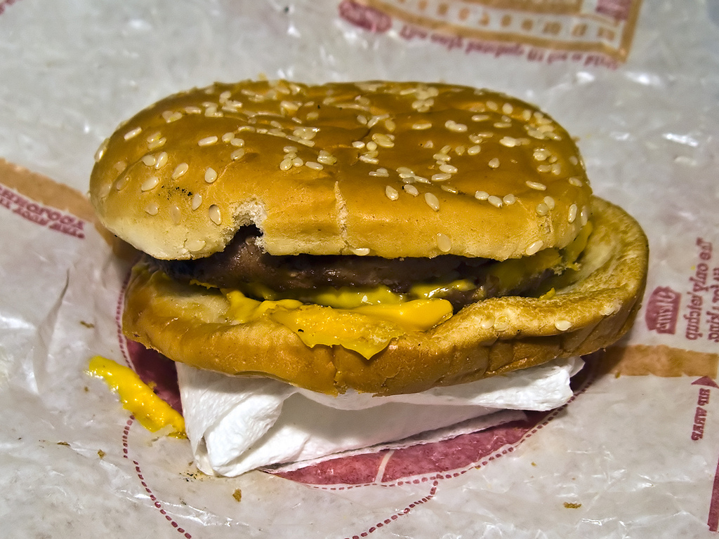 Burger-King-Double-Cheeseburger-real